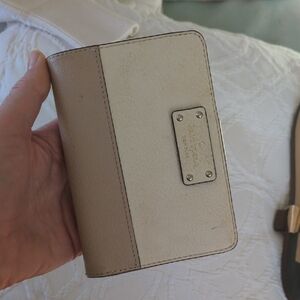 Kate Spade Tan and Cream Card Holder